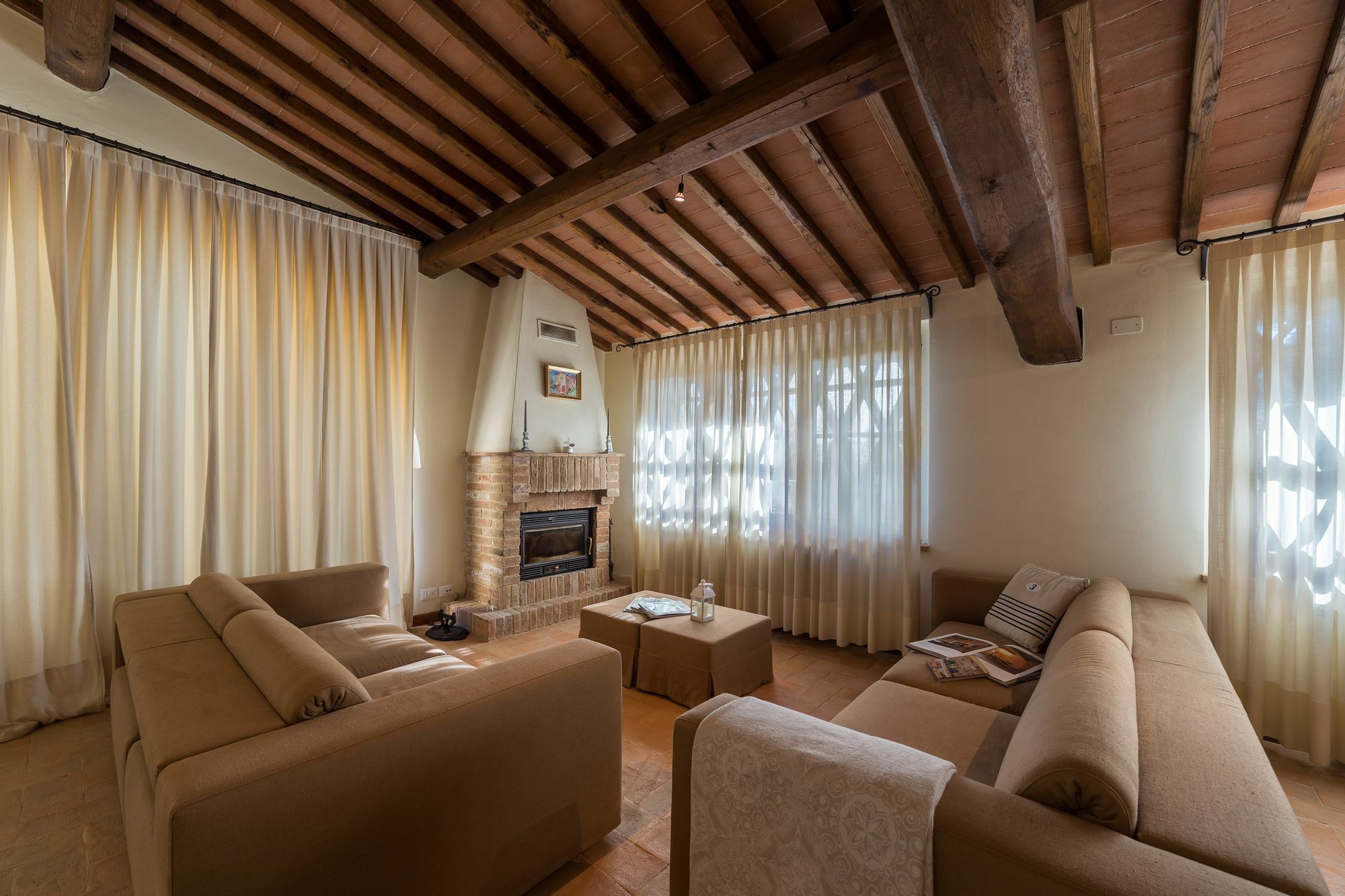 Casaglia Apartment *