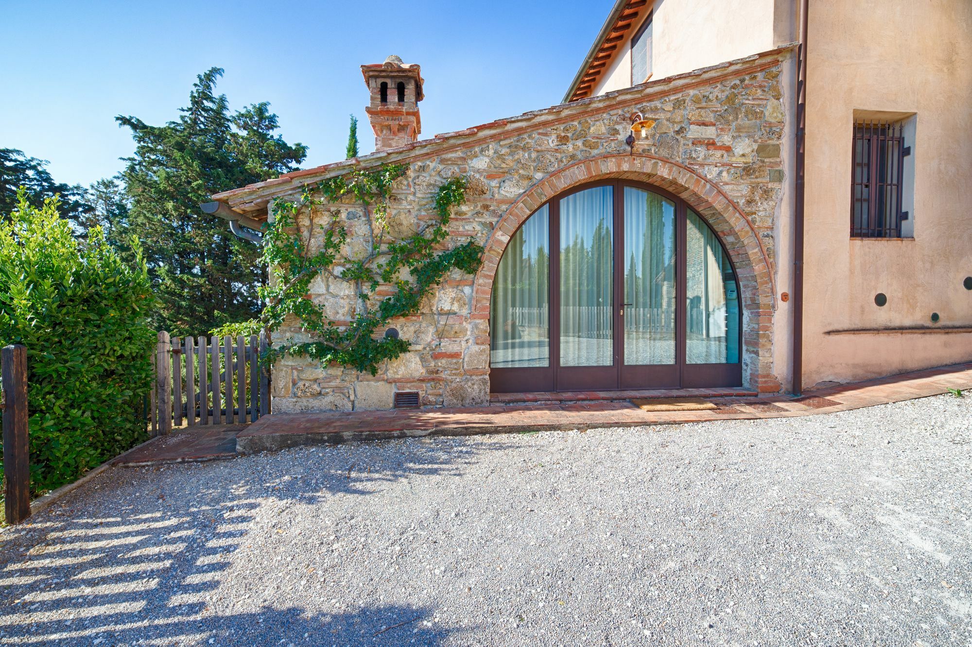 Casaglia Apartment *
